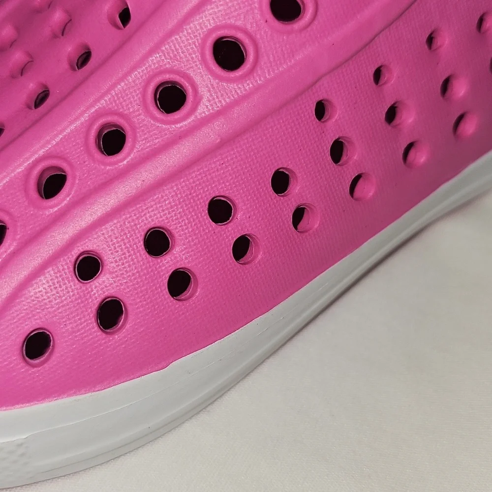 Wonder Nation Toddler Girls 9-10 EVA Water Sneakers New